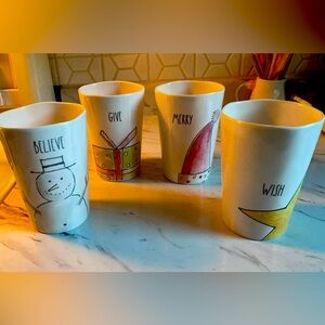 Melamine Christmas theme tumblers. Fun and festive. Set of 4.